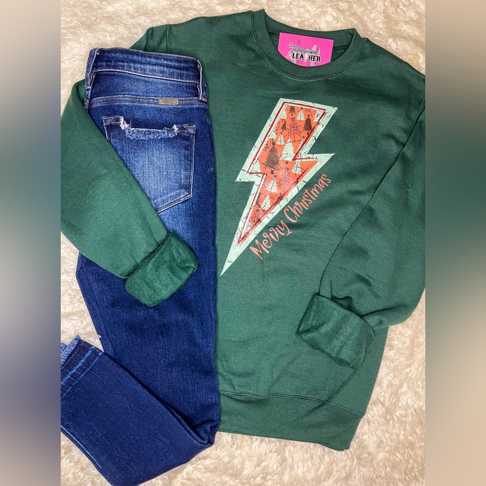 Women’s Merry Christmas Green Sweatshirt